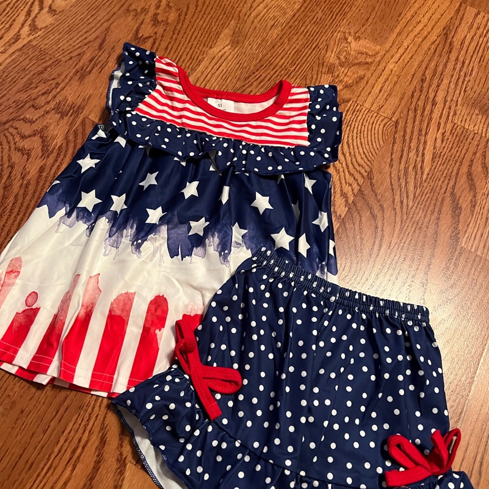 SOLD ππΊπΈ4th of July Outfit πΊπΈ - Picture 4 of 6